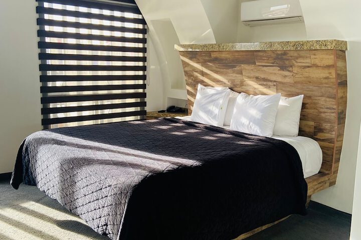 Premium Double Room (4 of 8)