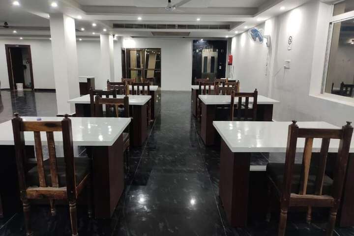 Dining 8 of 10
