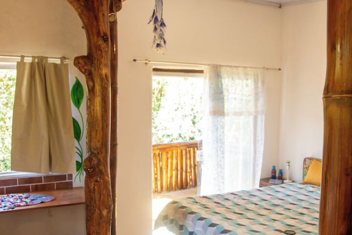 Room 15 of 27