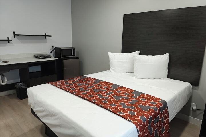 Room 20 of 63