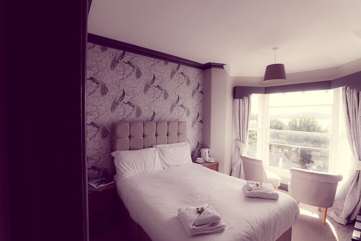Room 5 of 22