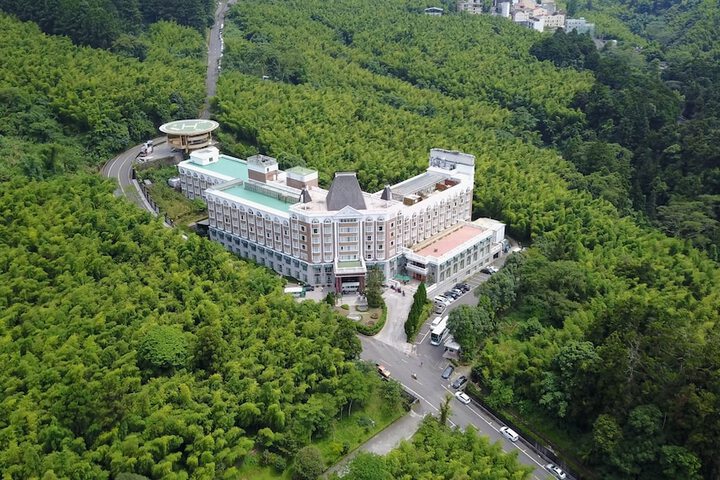 Hotel Entry