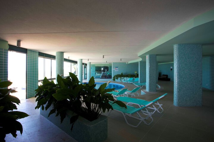 Pool 31 of 64