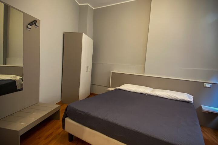 Room 14 of 35