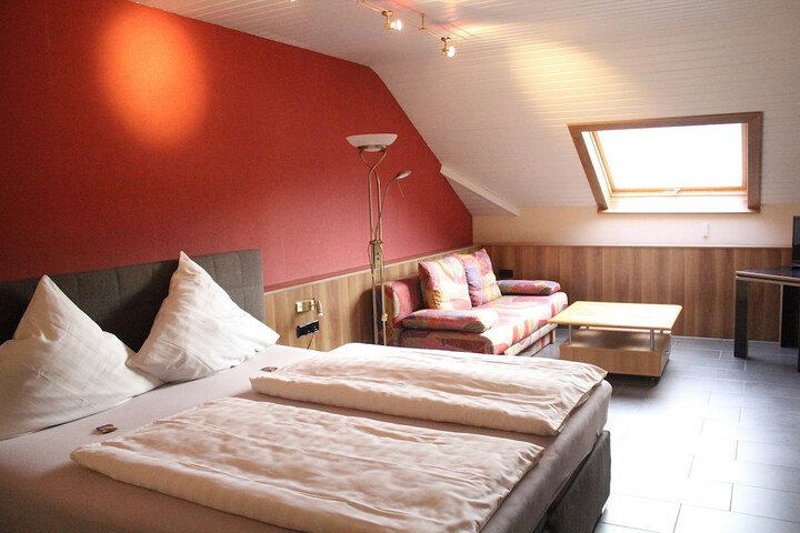Room 5 of 49