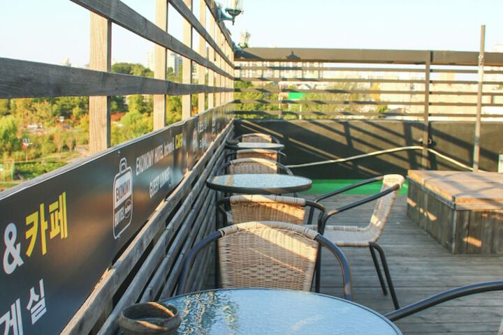 Terrace/Patio 185 of 191