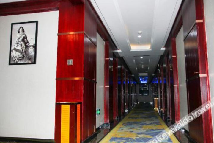 Hotel Interior 18 of 26