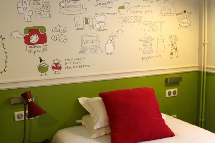 Room 11 of 40