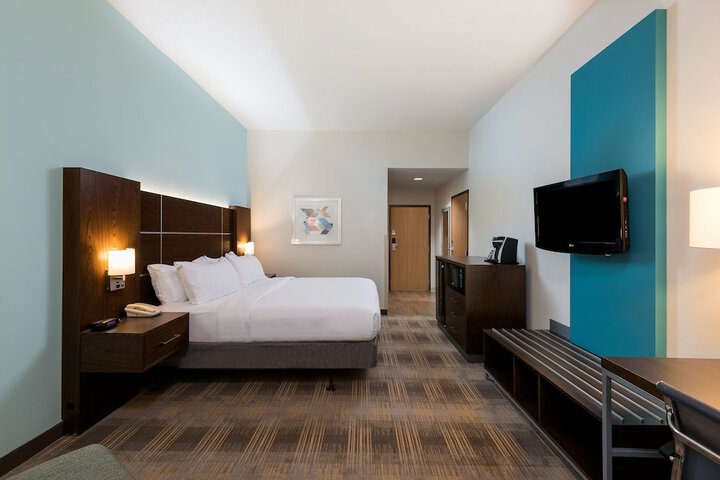1 King Bed (11 of 23)