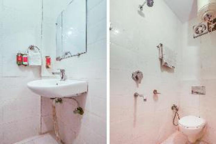 Room 5 of 5