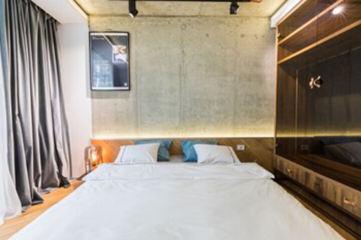 Room 18 of 23