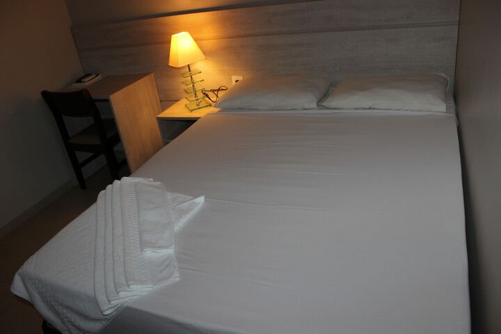 Room 33 of 92
