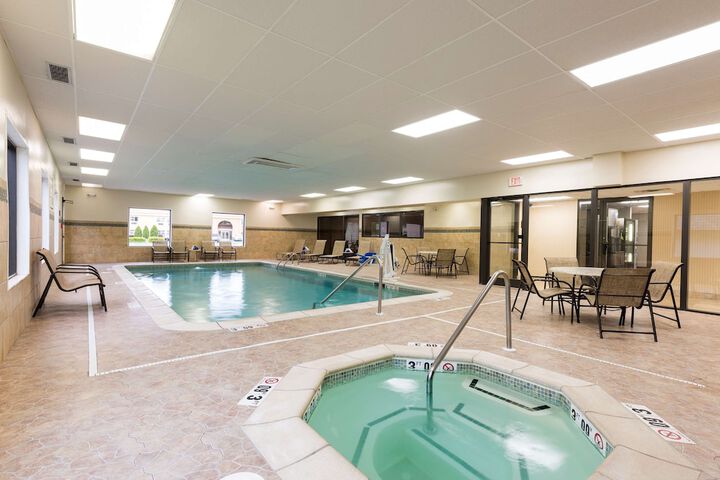 Hotel with Pool