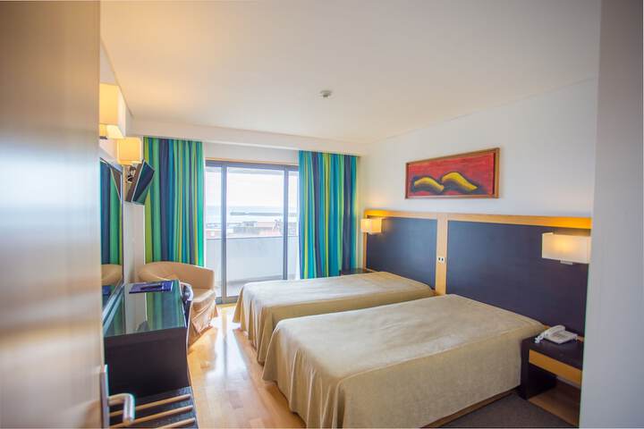 Room 3 of 55