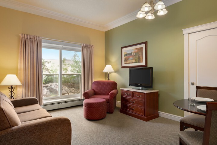 Room 13 of 27