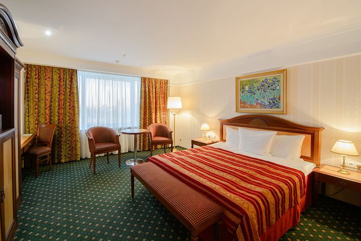 Room 7 of 47