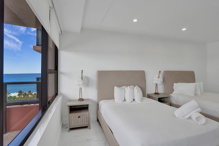Room 20 of 723