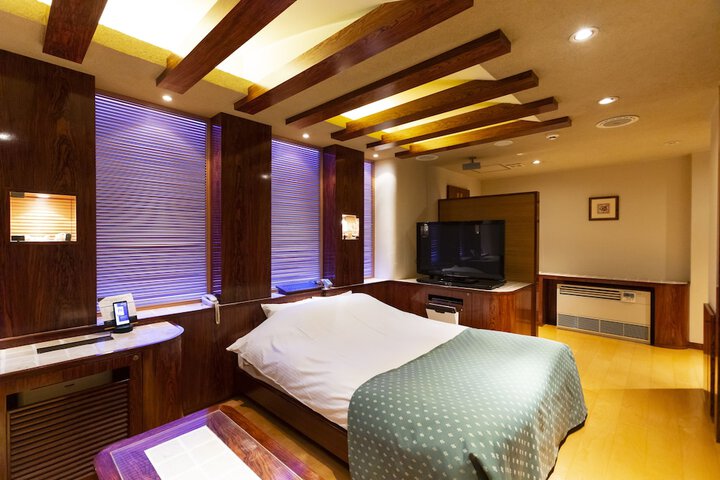 Room 6 of 41