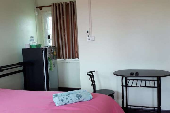 Room 2 of 21