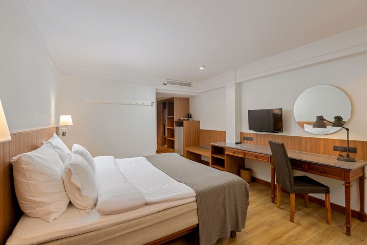 Room 21 of 121