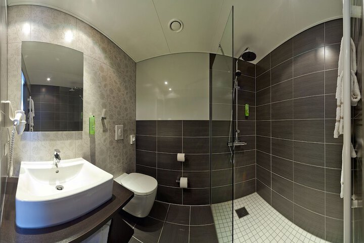 Room 20 of 54