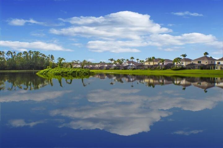 Property Grounds 18 of 23