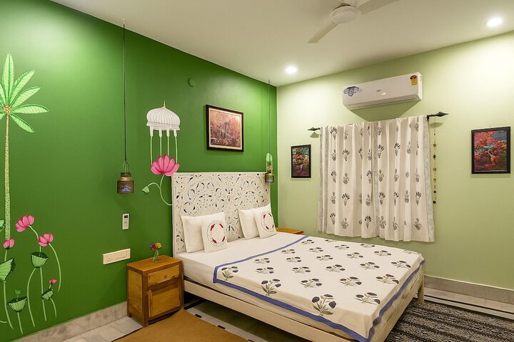 Room 37 of 85