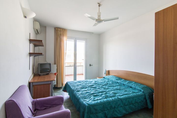 Room 18 of 49