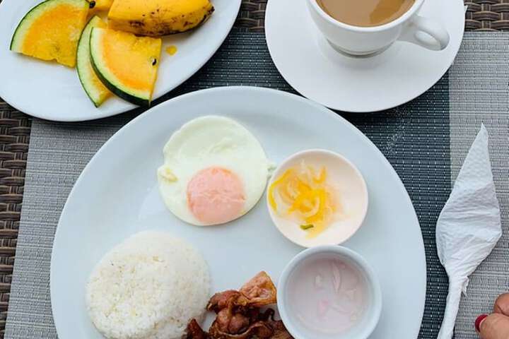 Breakfast/Coffee Service 84 of 96
