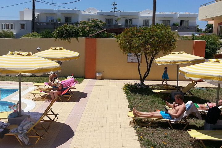 Sundeck 105 of 114