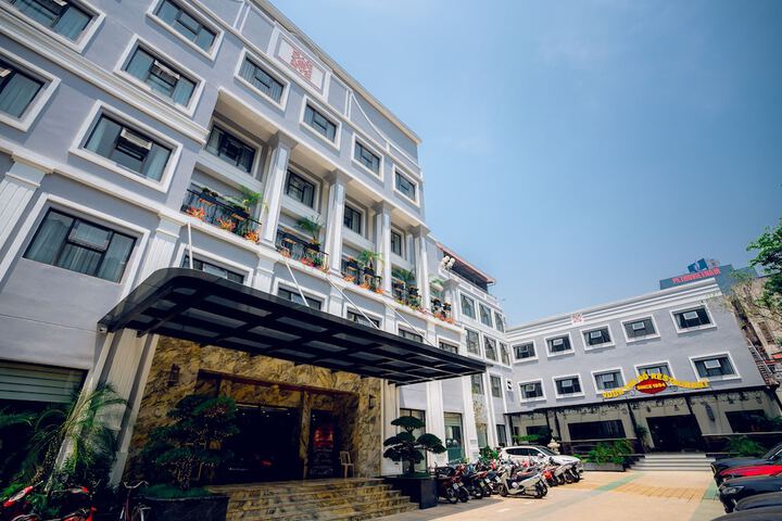 Hotel 25 of 25