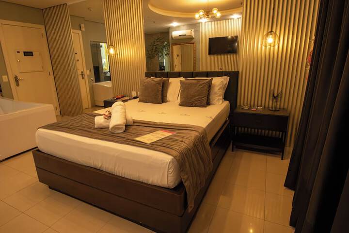 Room 20 of 35