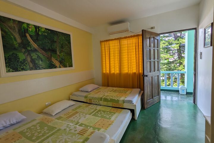 Room 10 of 51
