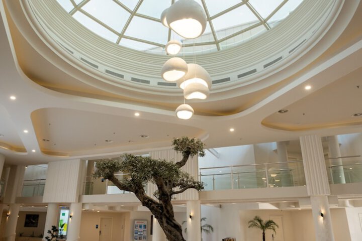 Guest Lobby