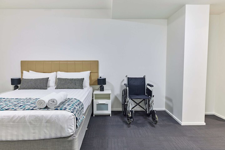 Room 30 of 69