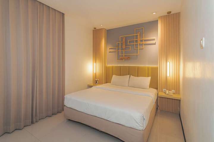 Room 11 of 41