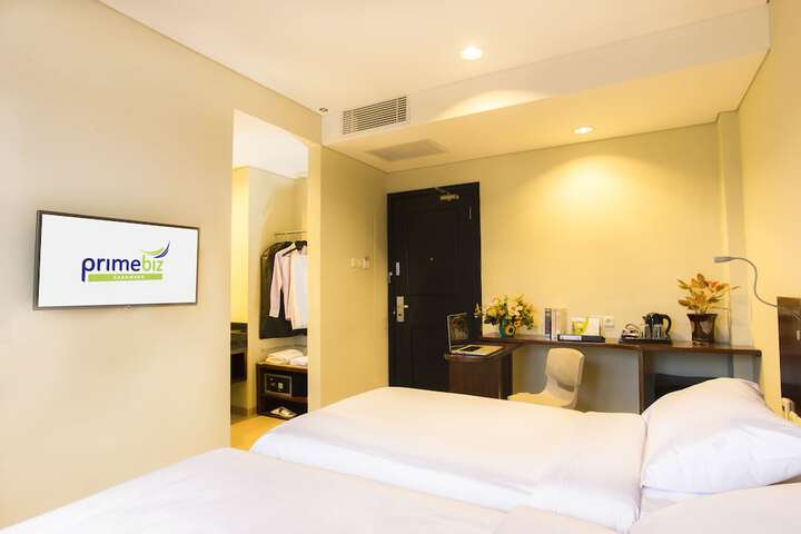 Room 3 of 30