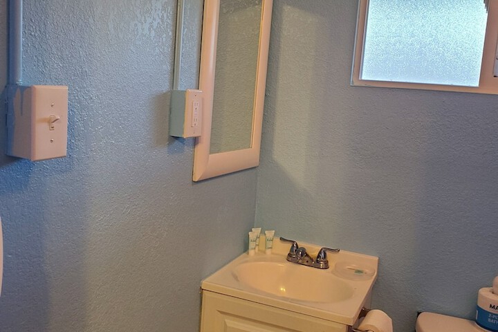 Room 175 of 222