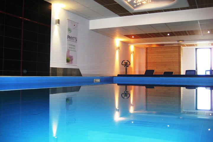 Pool 27 of 66
