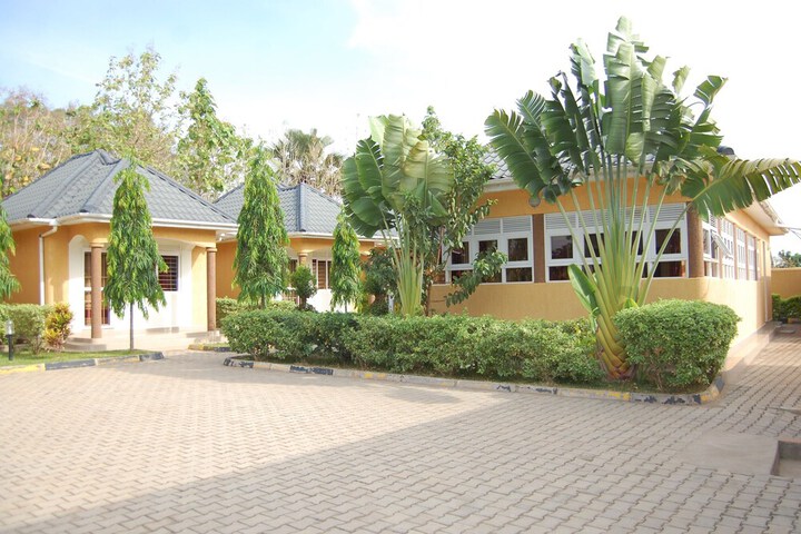 Property Grounds 24 of 25