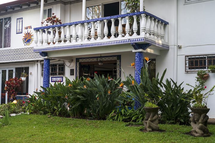 Photo of Hotel Ave del Paraíso