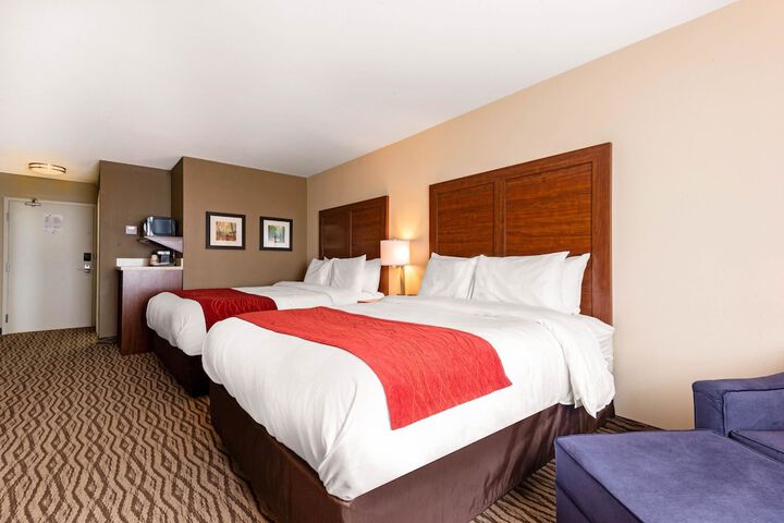 2 Queen Beds Upgrade (3 of 6)