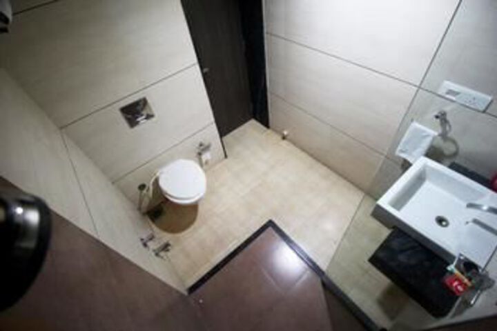 Room 3 of 13