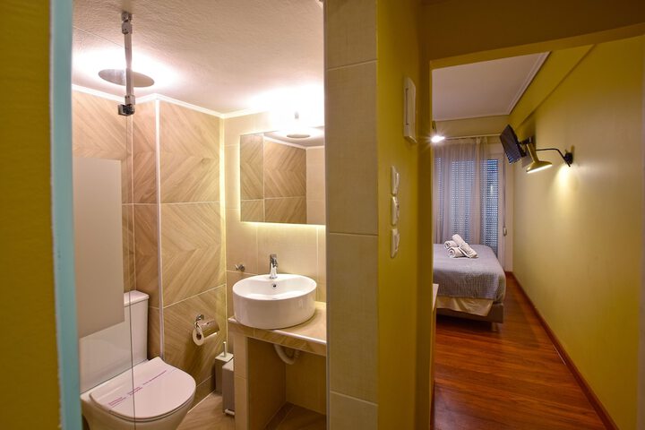Room 44 of 137