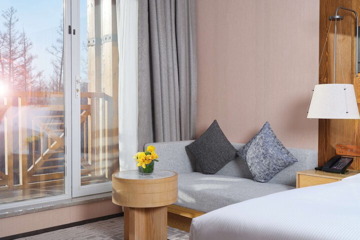 Room 21 of 53