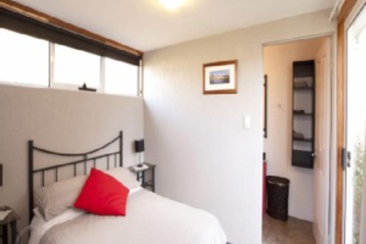 Room 45 of 168