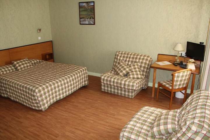 Room 16 of 58