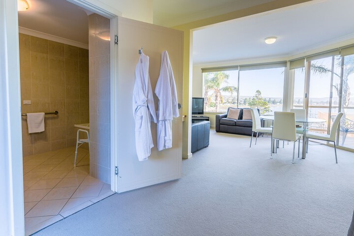 Room 35 of 58