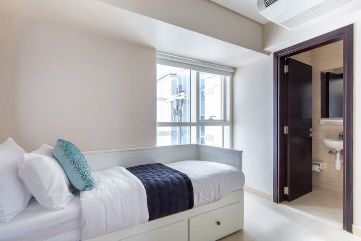 Room 6 of 29