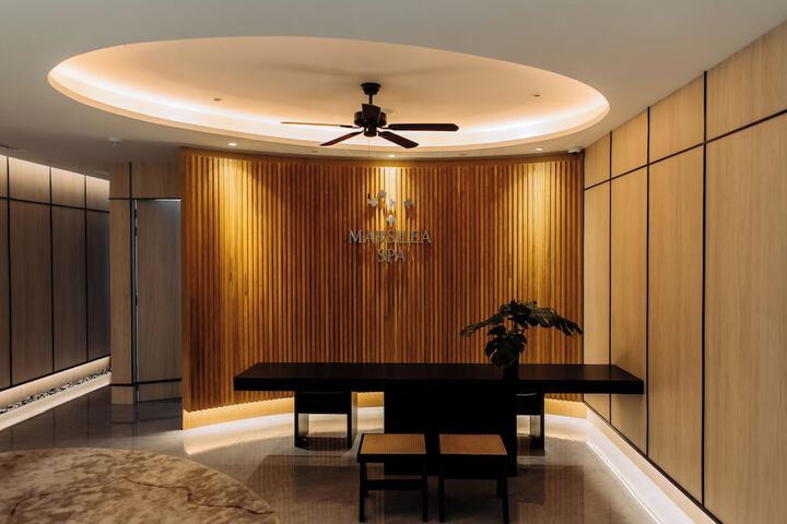 Hotel Interior 50 of 93